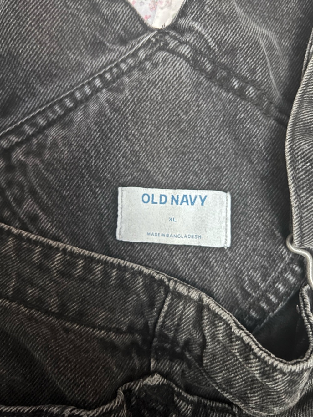 Old Navy Black Relaxed Denim Overalls Shorts - Picture 3 of 4